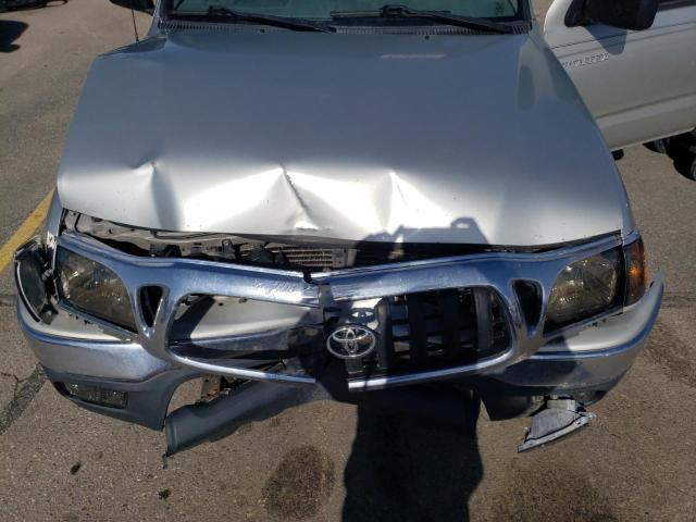 5TEGN92N32Z064968 - 2002 TOYOTA TACOMA DOUBLE CAB PRERUNNER SILVER photo 11