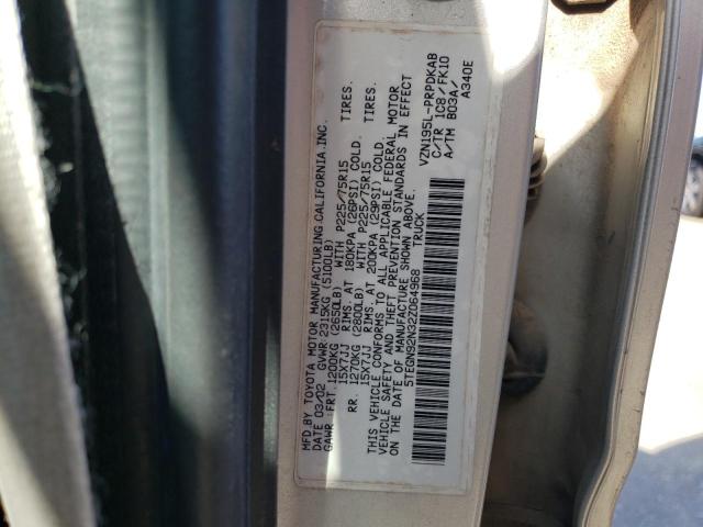 5TEGN92N32Z064968 - 2002 TOYOTA TACOMA DOUBLE CAB PRERUNNER SILVER photo 12