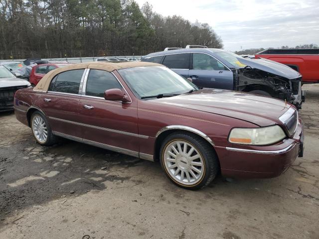 1LNHM81W84Y682489 - 2004 LINCOLN TOWN CAR EXECUTIVE Bordeaux Foto 4