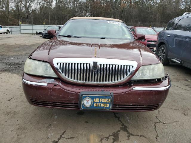 1LNHM81W84Y682489 - 2004 LINCOLN TOWN CAR EXECUTIVE Bordeaux Foto 5
