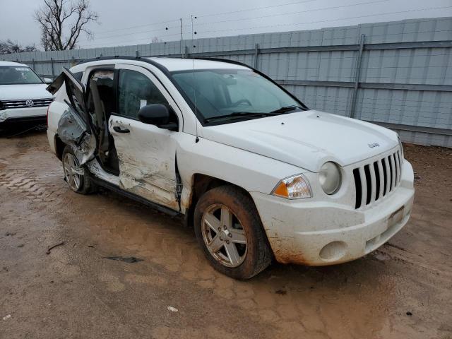 1J8FT47W27D118422 - 2007 JEEP COMPASS WHITE photo 4