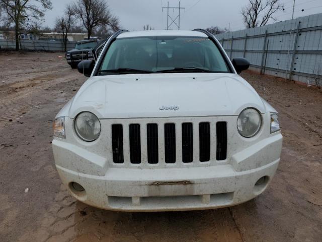 1J8FT47W27D118422 - 2007 JEEP COMPASS WHITE photo 5