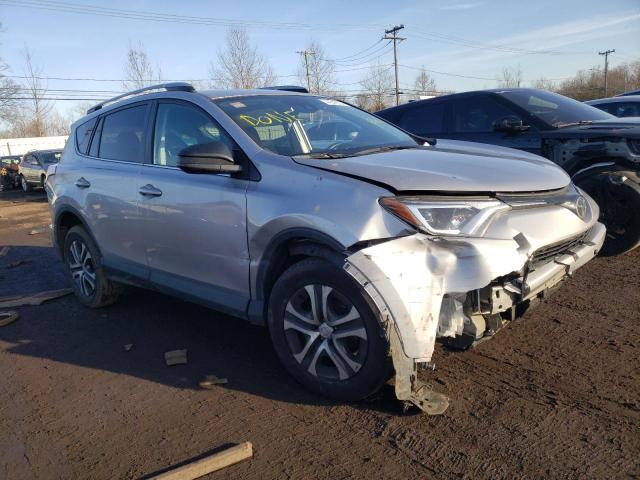 2T3BFREVXHW610365 - 2017 TOYOTA RAV4 LE SILVER photo 4