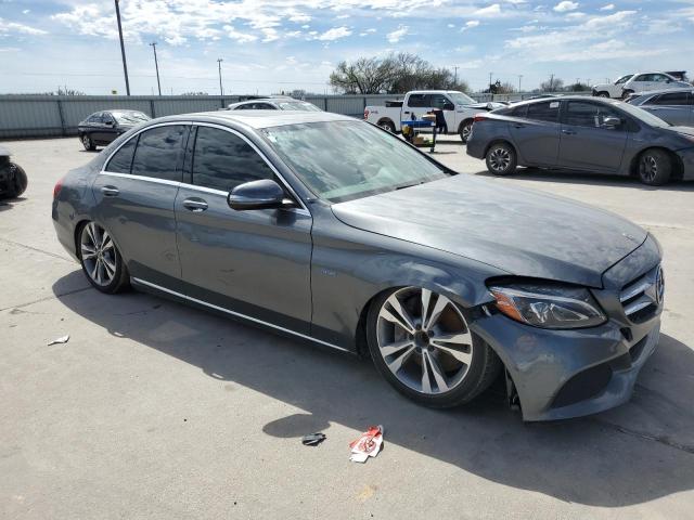 55SWF4HB7JU243635 - 2018 MERCEDES-BENZ C 350E GRAY photo 4