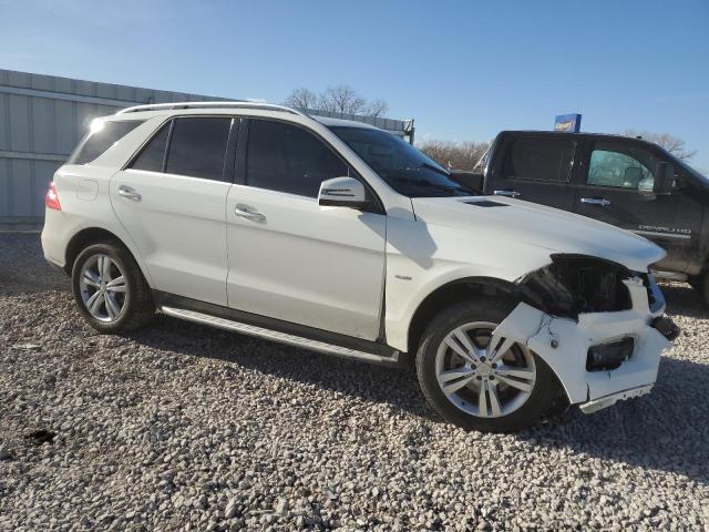 4JGDA5HB9CA075629 - 2012 MERCEDES-BENZ ML 350 4MATIC WHITE photo 4
