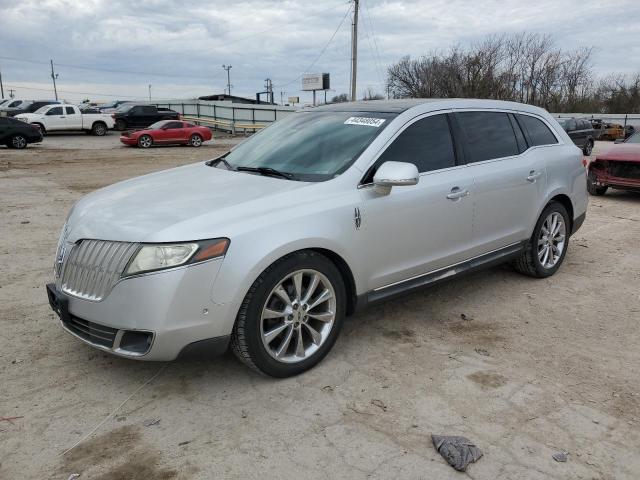 2010 LINCOLN MKT, 