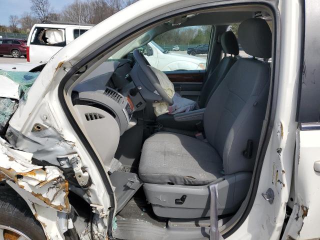 2A8HR54109R592181 - 2009 CHRYSLER TOWN & COU TOURING WHITE photo 7