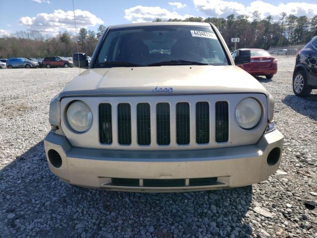 1J4NT2GA6AD525852 - 2010 JEEP PATRIOT SPORT GOLD photo 5