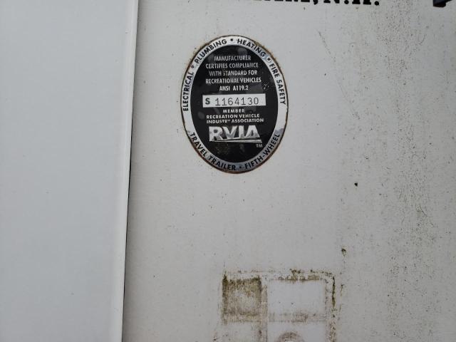 4YDF367224D506520 - 2004 KEYSTONE MONTANA WHITE photo 8