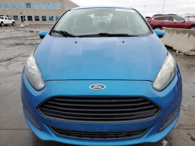 3FADP4BJ7EM203746 - 2014 FORD FIESTA SE BLUE photo 5