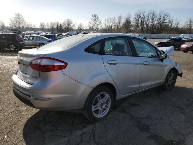 3FADP4BJ2KM113545 - 2019 FORD FIESTA SE GRAY photo 3