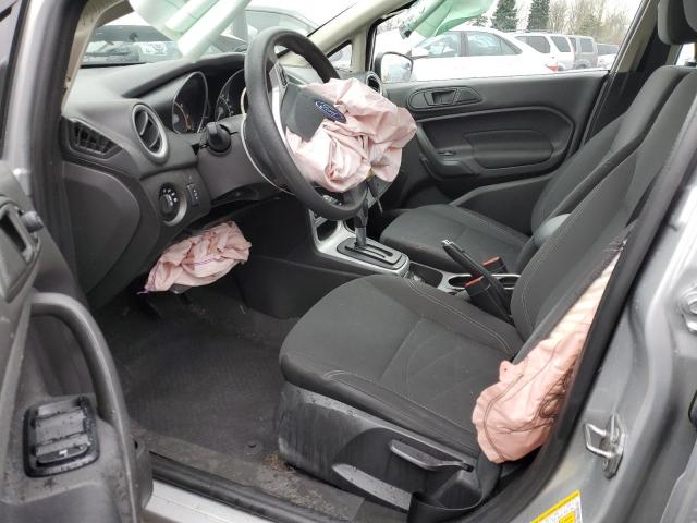 3FADP4BJ2KM113545 - 2019 FORD FIESTA SE GRAY photo 7