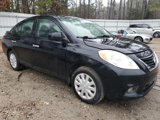 3N1CN7AP8DL828943 - 2013 NISSAN VERSA S BLACK photo 4