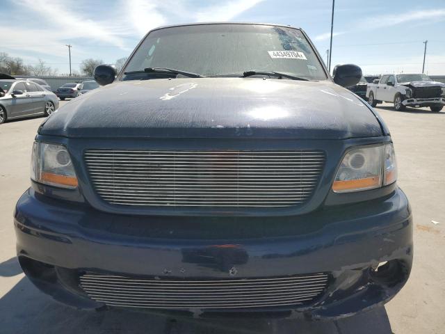 2FTZF07322CA57589 - 2002 FORD F150 SVT LIGHTNING BLACK photo 5