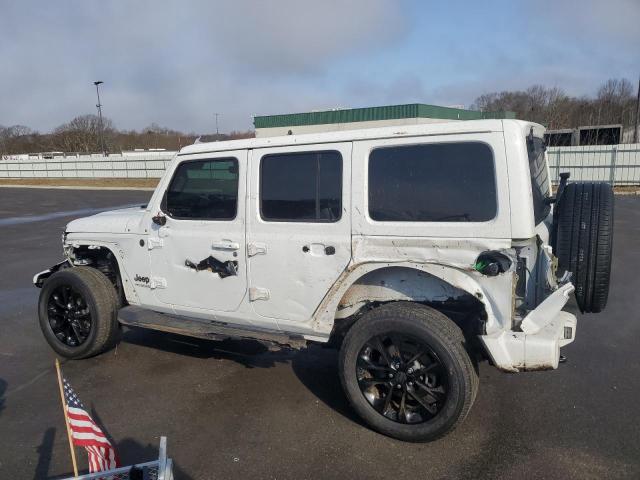 1C4HJXEM8LW325372 - 2020 JEEP WRANGLER U SAHARA WHITE photo 2