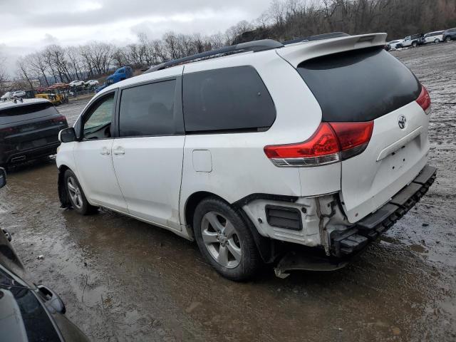 5TDKK3DC5BS070232 - 2011 TOYOTA SIENNA LE WHITE photo 2