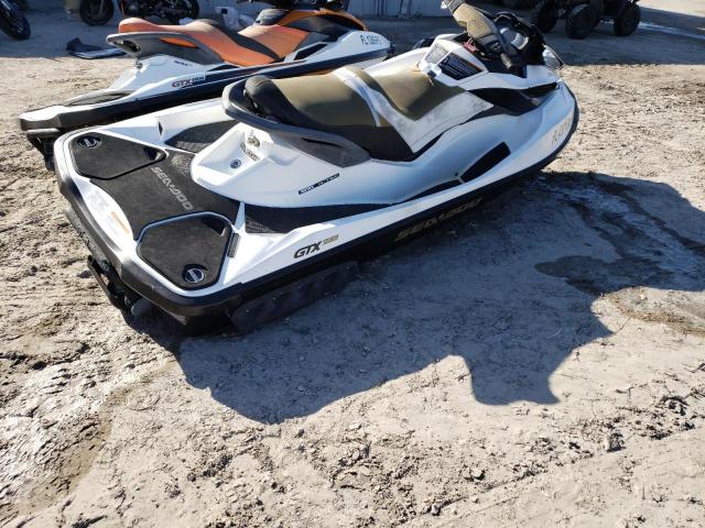 YDV10824C313 - 2013 BOMBARDIER JETSKI TWO TONE photo 4