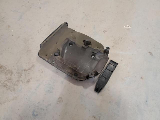 2A4RR8DG7BR704461 - 2011 CHRYSLER TOWN & COU TOURING L RED photo 13