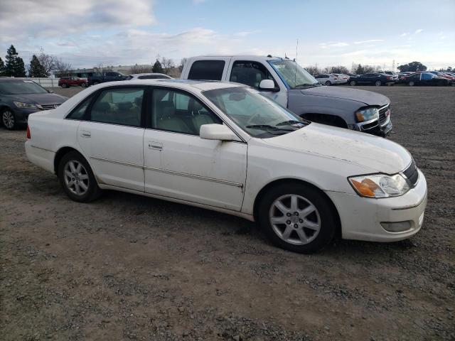 4T1BF28B52U212442 - 2002 TOYOTA AVALON XL WHITE photo 4