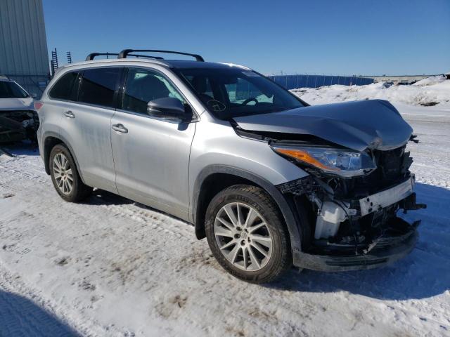 5TDJKRFHXES018235 - 2014 TOYOTA HIGHLANDER XLE ვერცხლისფერი ფოტო 4