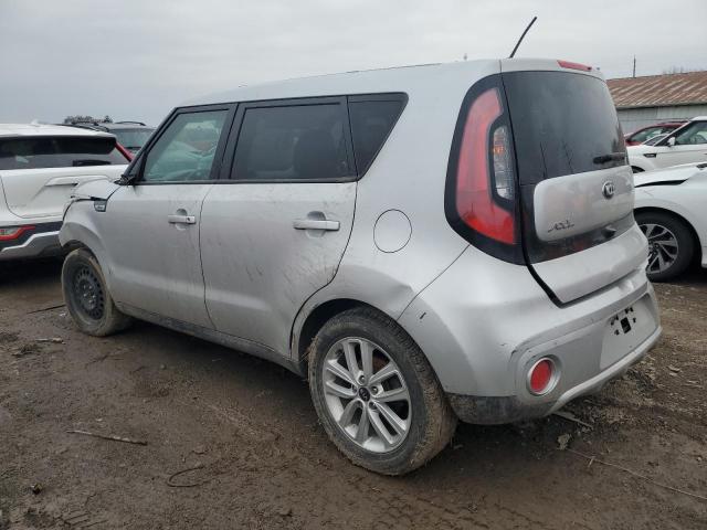 KNDJP3A56J7544670 - 2018 KIA SOUL + SILVER photo 2