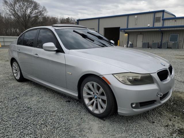 WBAPH7G50BNN05525 - 2011 BMW 328 I SILVER photo 4