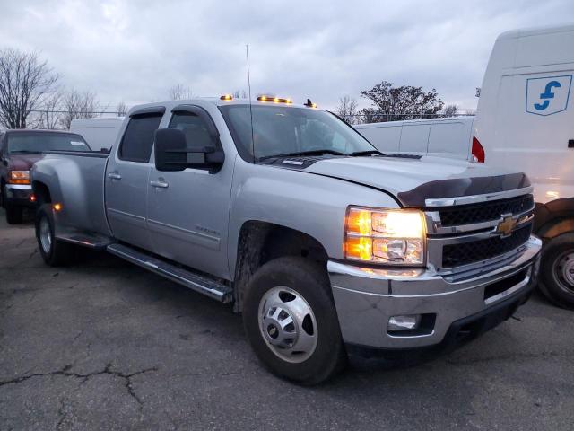 1GC4K1C83CF243645 - 2012 CHEVROLET SILVERADO K3500 LTZ SILVER photo 4