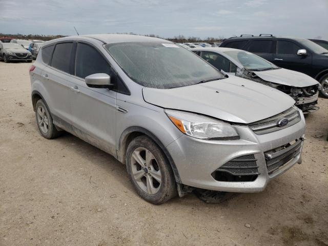 1FMCU0GX3FUC61849 - 2015 FORD ESCAPE SE SILVER photo 4