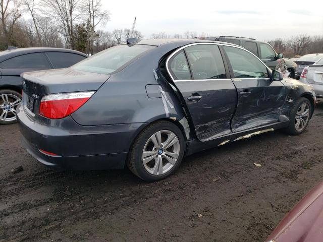 WBANV1C5XAC388520 - 2010 BMW 528 XI GRAY photo 3