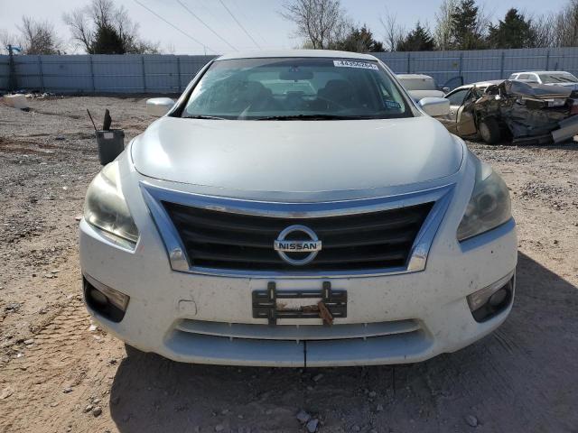 1N4AL3AP6FC209121 - 2015 NISSAN ALTIMA 2.5 WHITE photo 5