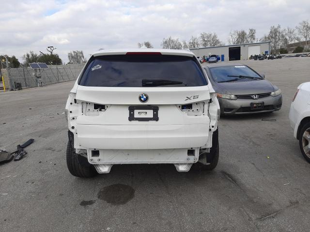 5UXKR2C58J0Z20119 - 2018 BMW X5 SDRIVE35I WHITE photo 6