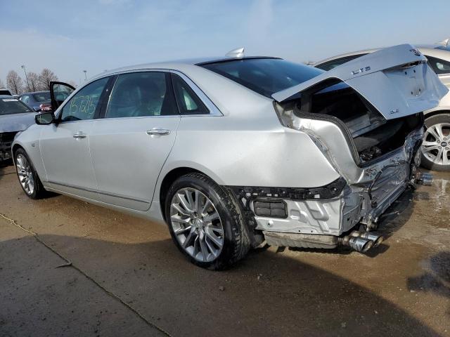 1G6KD5RS0JU116679 - 2018 CADILLAC CT6 LUXURY SILVER photo 2