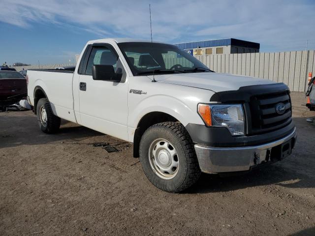 1FTNF1CF4CKE21383 - 2012 FORD F150 WHITE photo 4