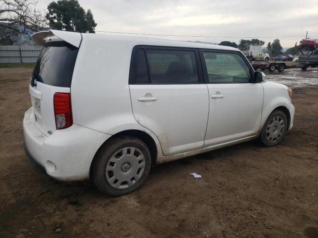 JTLZE4FE3EJ051792 - 2014 TOYOTA SCION XB WHITE photo 3