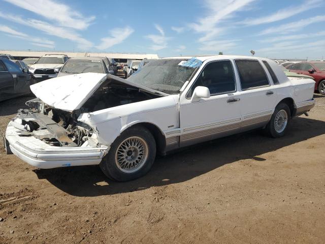 1996 LINCOLN TOWN CAR SIGNATURE, 