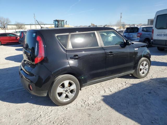 KNDJN2A27H7885074 - 2017 KIA SOUL BLACK photo 3