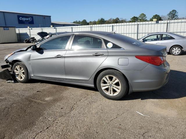 5NPEB4AC9DH713813 - 2013 HYUNDAI SONATA GLS GRAY photo 2