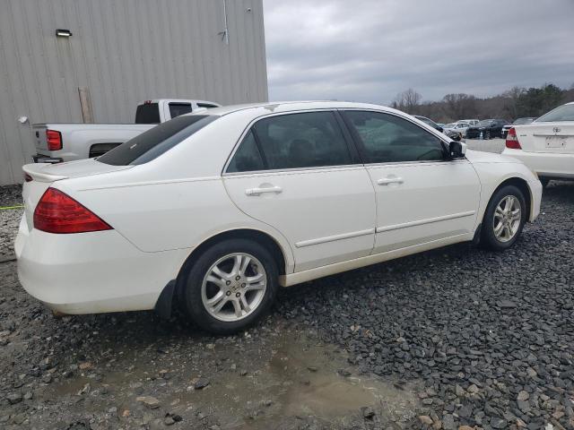 1HGCM56857A104369 - 2007 HONDA ACCORD EX WHITE photo 3