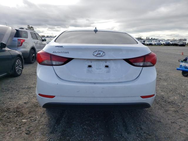 5NPDH4AE1GH663294 - 2016 HYUNDAI ELANTRA SE WHITE photo 6