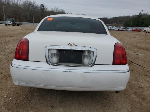 1LNHM81W7XY699742 - 1999 LINCOLN TOWN CAR EXECUTIVE Սպիտակ լուսանկար 6