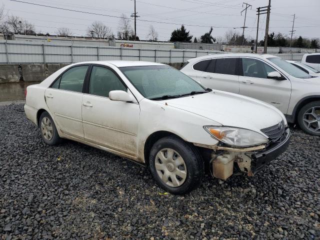 4T1BE32K82U099264 - 2002 TOYOTA CAMRY LE WHITE photo 4