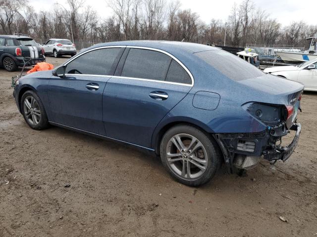 W1K3G4FB5LJ238407 - 2020 MERCEDES-BENZ A 220 4MATIC BLUE photo 2