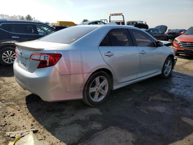 4T1BF1FK3CU015543 - 2012 TOYOTA CAMRY BASE SILVER photo 3