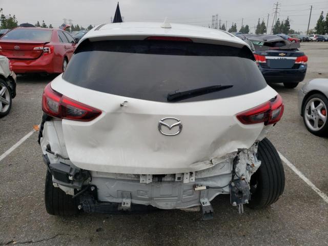 JM1DKFC7XK1400197 - 2019 MAZDA CX-3 TOURING WHITE photo 6