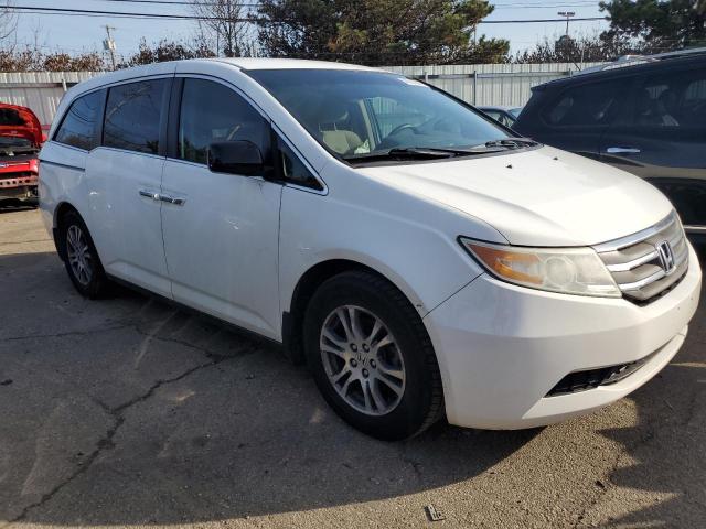 5FNRL5H41BB037324 - 2011 HONDA ODYSSEY EX WHITE photo 4