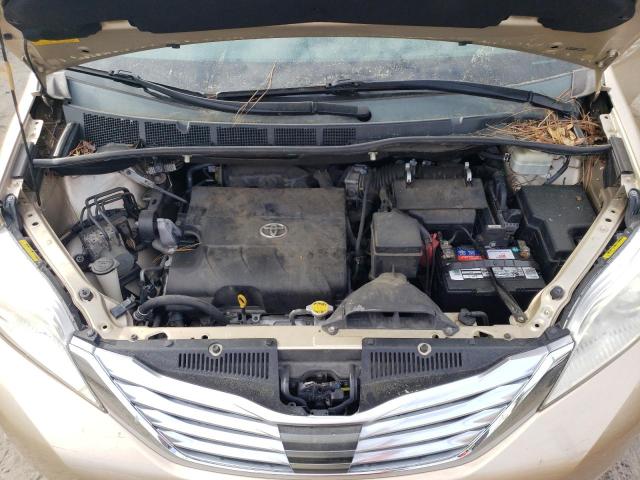 5TDYK3DC6BS028923 - 2011 TOYOTA SIENNA XLE GOLD photo 12