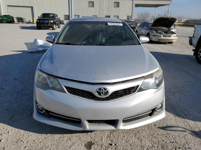 4T1BF1FK2CU592354 - 2012 TOYOTA CAMRY BASE SILVER photo 5