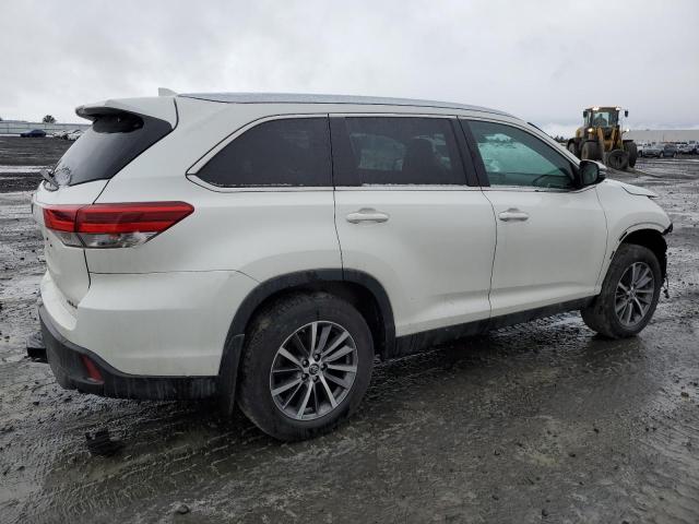 5TDJZRFH8KS588306 - 2019 TOYOTA HIGHLANDER SE WHITE photo 3