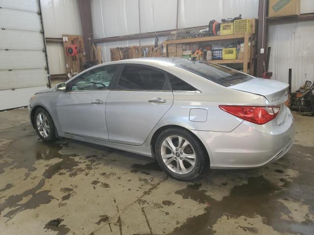 5NPEC4AC6CH416395 - 2012 HYUNDAI SONATA SE SILVER photo 2