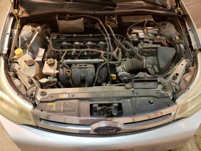 1FAHP35N99W179675 - 2009 FORD FOCUS SE SILVER photo 11